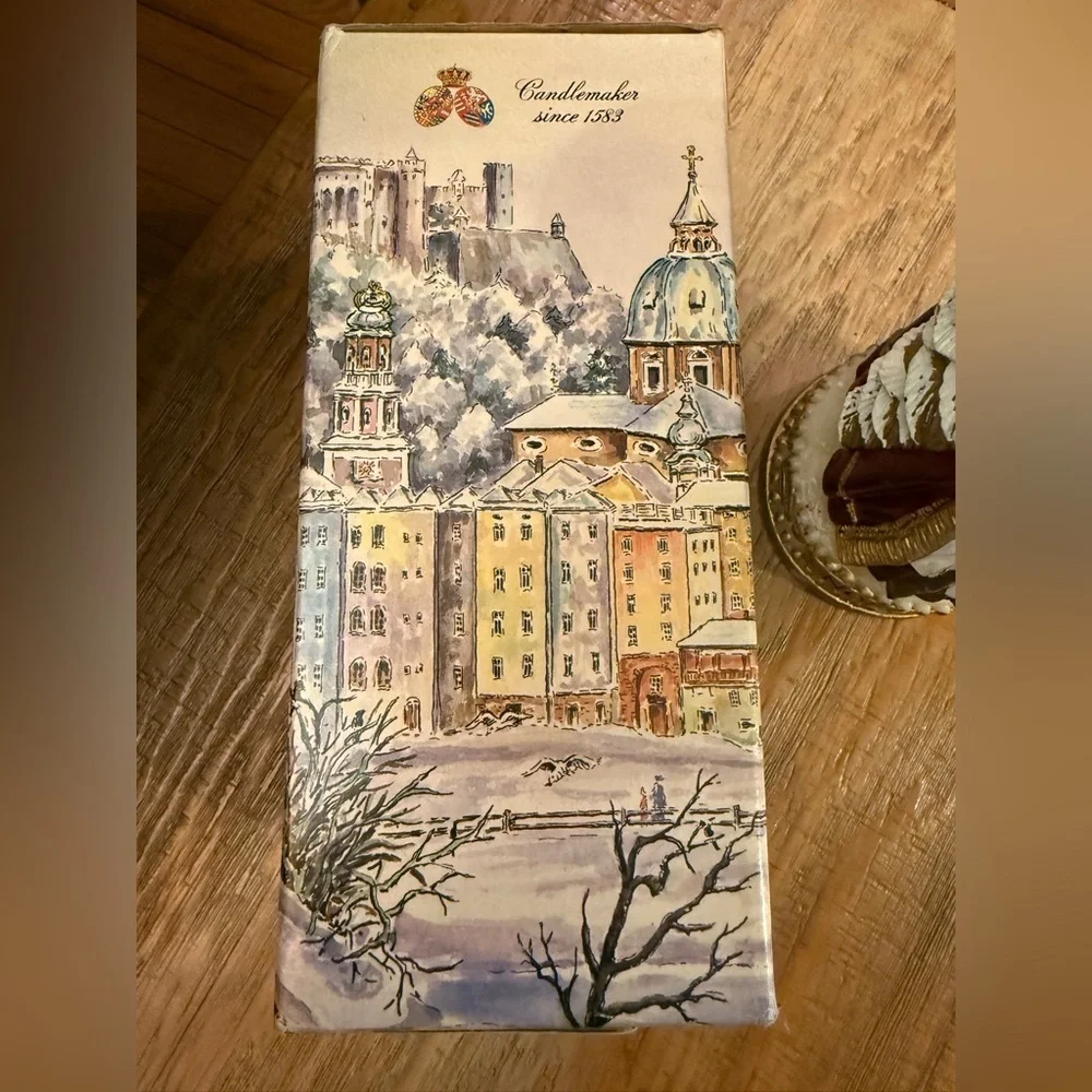 VTG 1990 European Holiday Candle with Santa Design